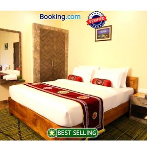 Goroomgo Silicon Residency Puri Near Sea Beach & Temple - Luxurious Room - Lift And Parking Facilities - Best Seller